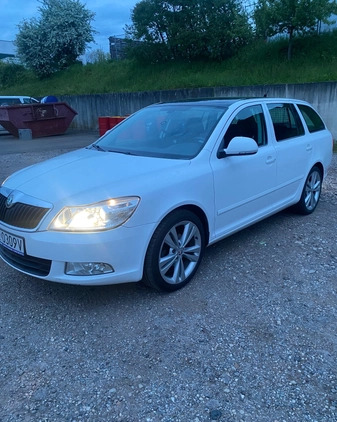 Skoda Octavia cena 24500 przebieg: 197000, rok produkcji 2012 z Szczawno-Zdrój małe 191